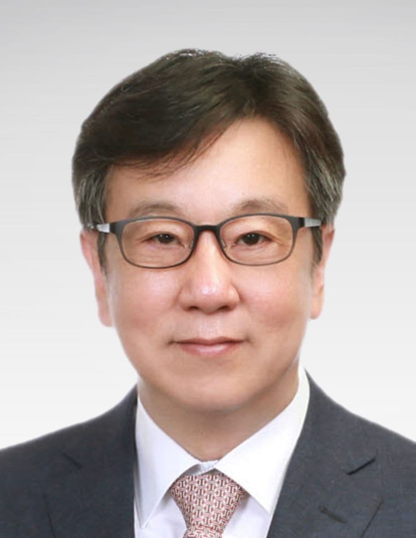 Prof. Dongchul Cho
